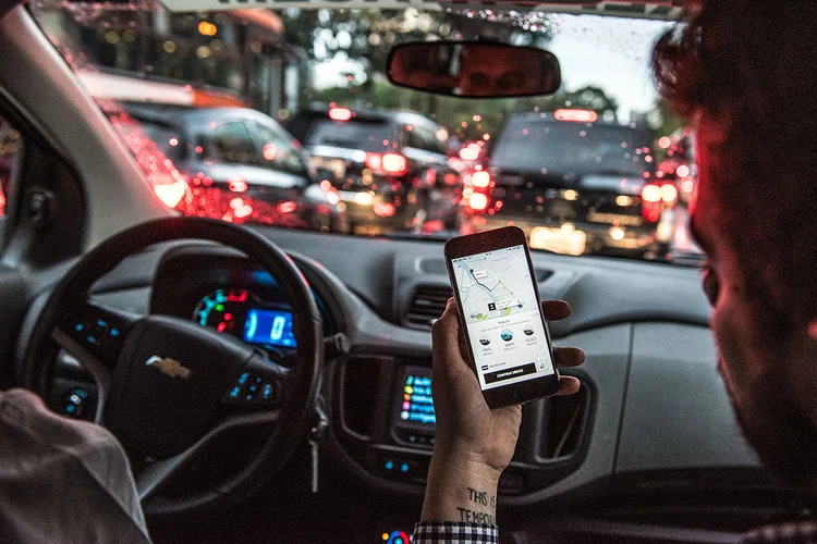 1ª parcela em 2027 e até 72 meses: como será o financiamento para Uber, 99 e táxi