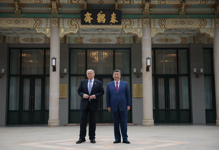 2º dia de conversas entre Trump e Xi termina com acenos comerciais e divergências sobre Taiwan