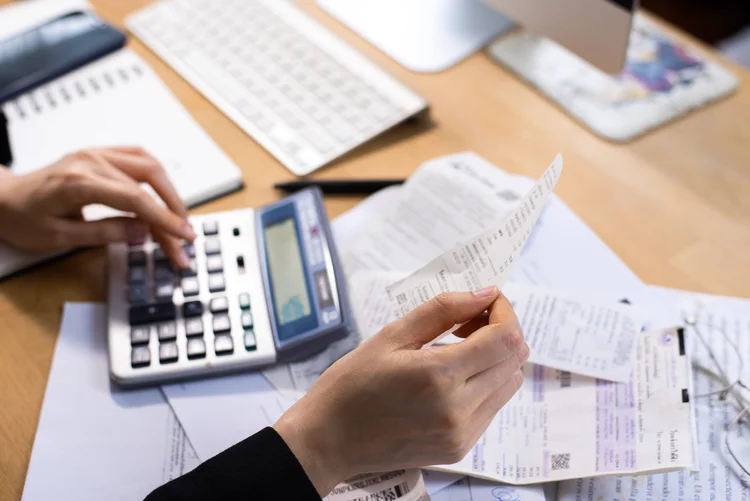 7 sinais de que suas finanças estão entrando em risco