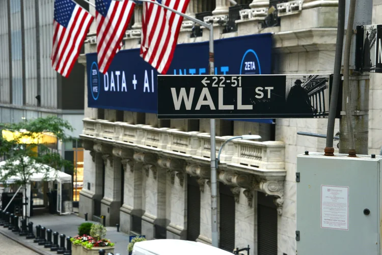 70% dos sinais de alerta já foram acionados em Wall Street, diz BofA