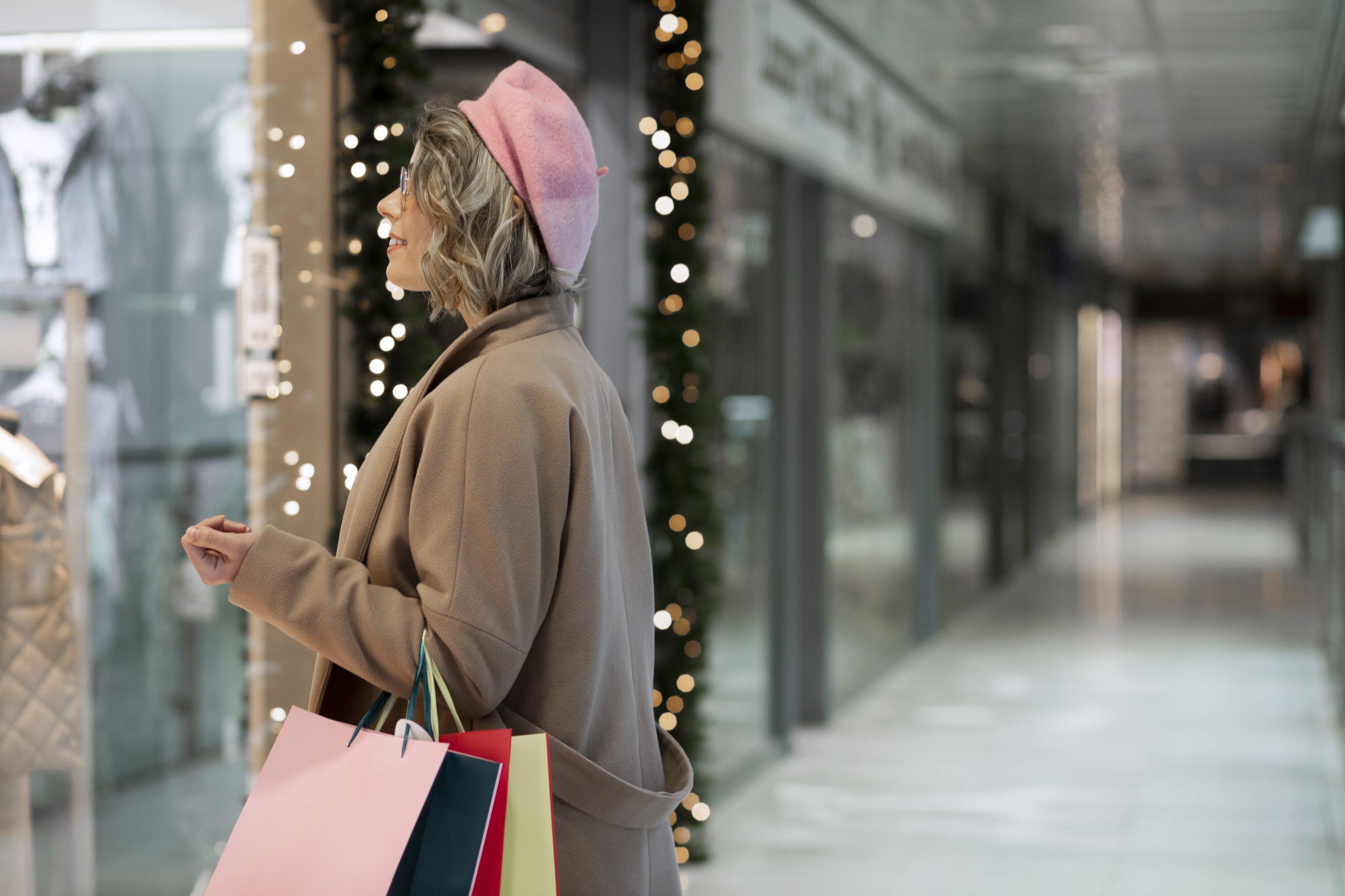 77% dos clientes elevam a exigência — como a IA vira aliada do varejo independente