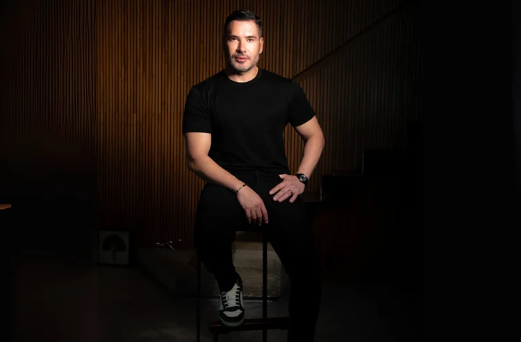 A academia mais cara do Brasil vai treinar adolescentes para faturar R$ 18 milhões