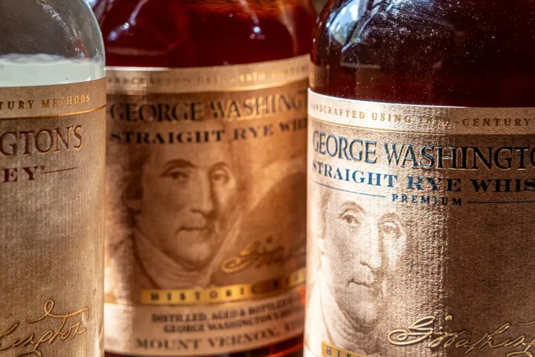 A destilaria que George Washington abriu ao sair da presidência