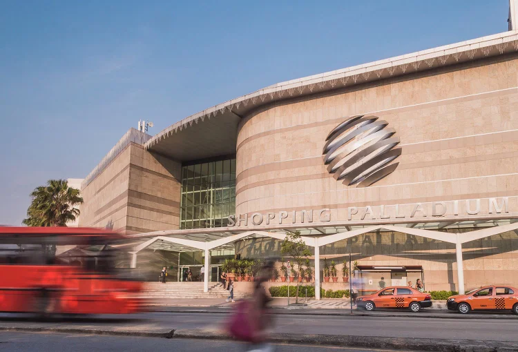 A família do Paraná que montou um império de 12 shoppings e R$ 6 bi em vendas