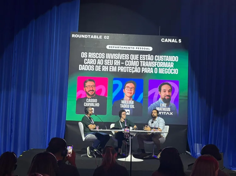 ’A gestão de jornada trouxe uma economia de 30% para a empresa’: um alerta sobre dados no RH Summit