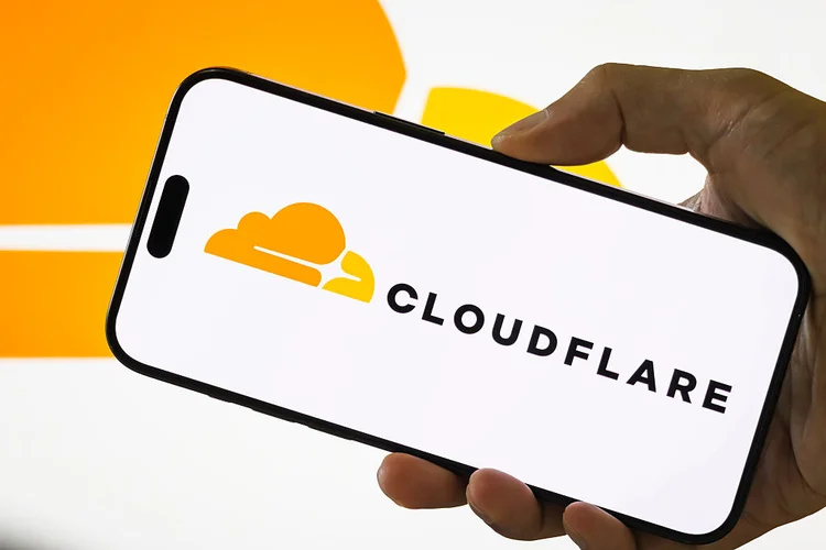 A internet caiu? Falha na Cloudflare causa queda em sites e redes sociais