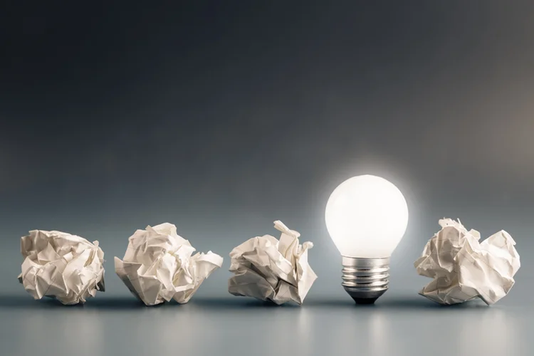 A palavra que faz o ChatGPT parar de “chutar” respostas e explicar melhor