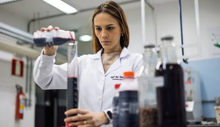 Açaí na infância pode proteger contra ansiedade e depressão, indica estudo