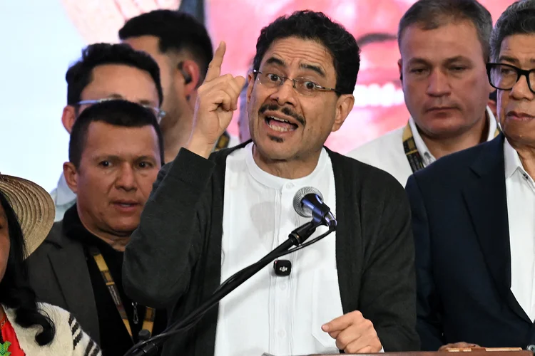Ainda não encontramos falhas, diz Cepeda após questionar resultado na Colômbia