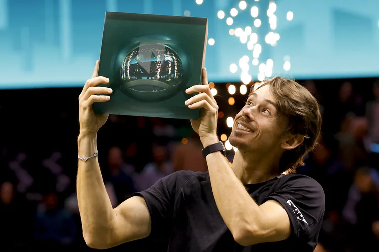 Alex de Minaur conquista o ATP 500 de Roterdã