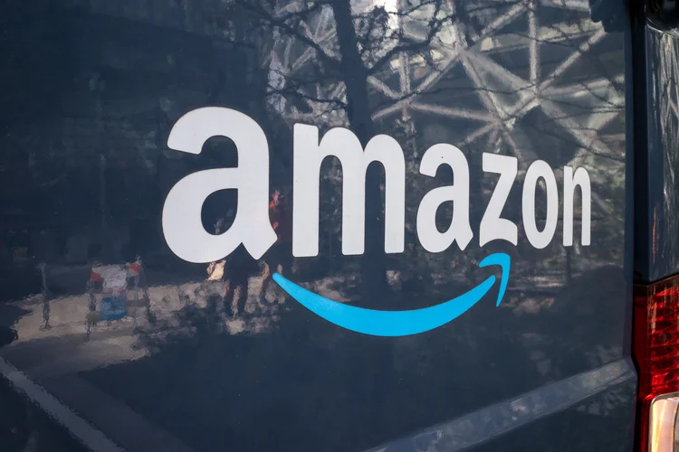 Amazon influenciou decisão de Trump sobre Anthropic, diz WSJ