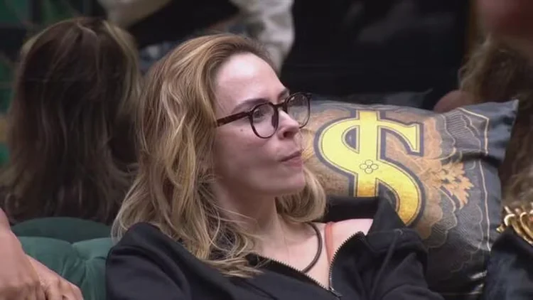 Ana Paula Renault discute com Chaiany: 'Ana Paula Renault discute com Chaiany'