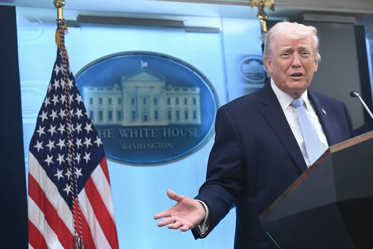 Análise: após fazer sua maior ameaça, Trump agora lidará com Irã mais forte