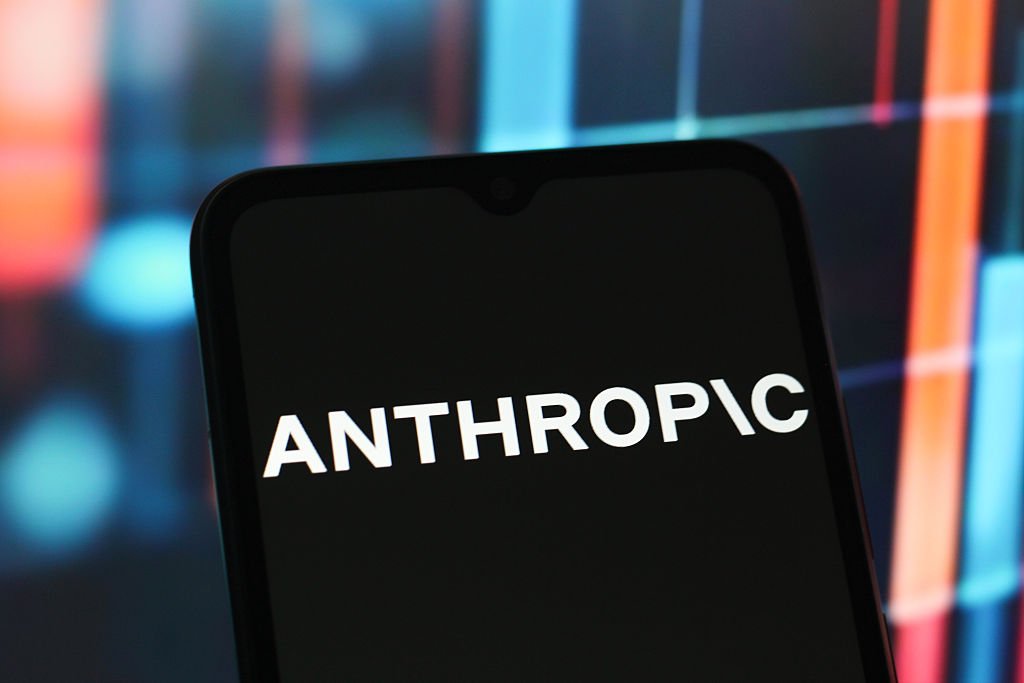 Anthropic precisou ensinar o Claude a não agir como vilão de ficção científica