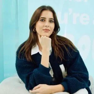 Ao utilizar IA, jovem da Geração Z alcança 140 milhões no LinkedIn e transforma sua carreira