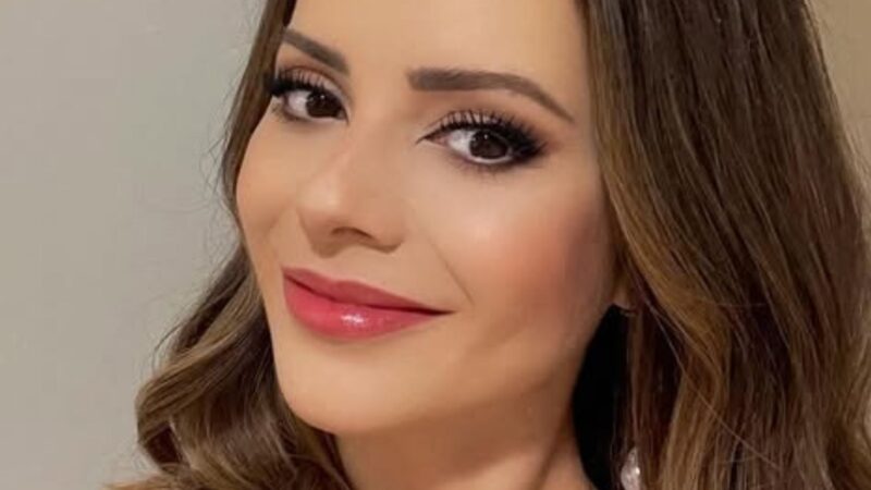 Aparência de Sandy e sua mãe choca a web: ‘Ninguém envelhece’