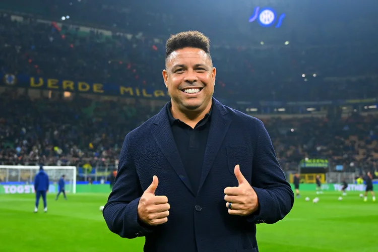 Após investimento bilionário no surfe, Ronaldo Fenômeno aposta em clube de tênis e padel