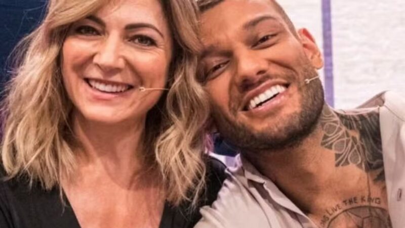 Após queda de cabelo, mãe de Lucas Lucco abre o jogo sobre o uso de anabolizantes