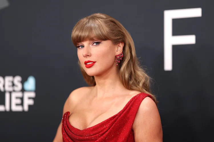Após viralizar com Taylor Swift, essa marca de beleza dispara vendas em 3.500%