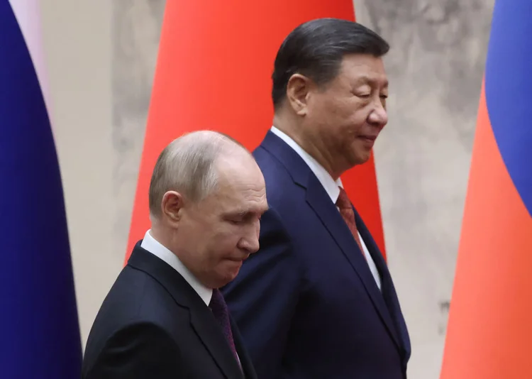 Após visita de Trump, Putin confirma ida à China
