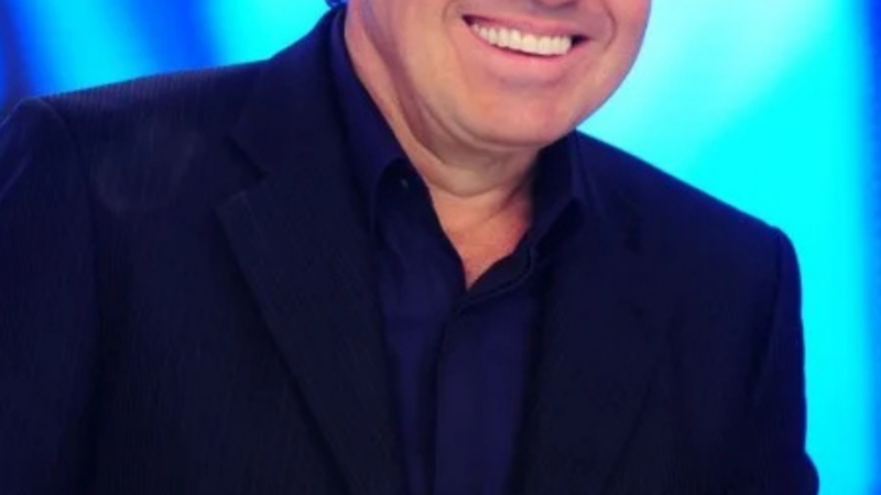 Apresentador querido sofreu acidente em casa e teve morte encefálica