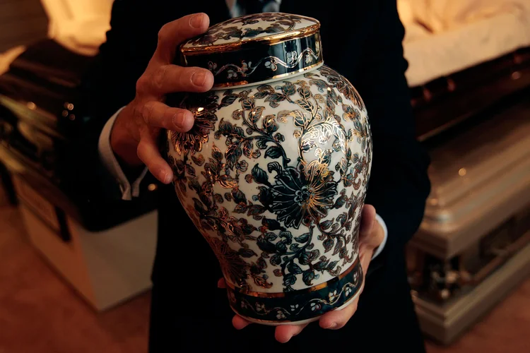 Aquamação? Entenda a 'cremação com água' que virou lei na Escócia