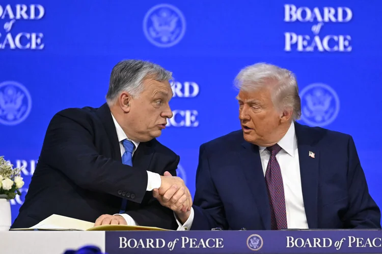 Às vésperas da eleição na Hungria, Trump reforça apoio a Orbán e promete ajuda econômica dos EUA
