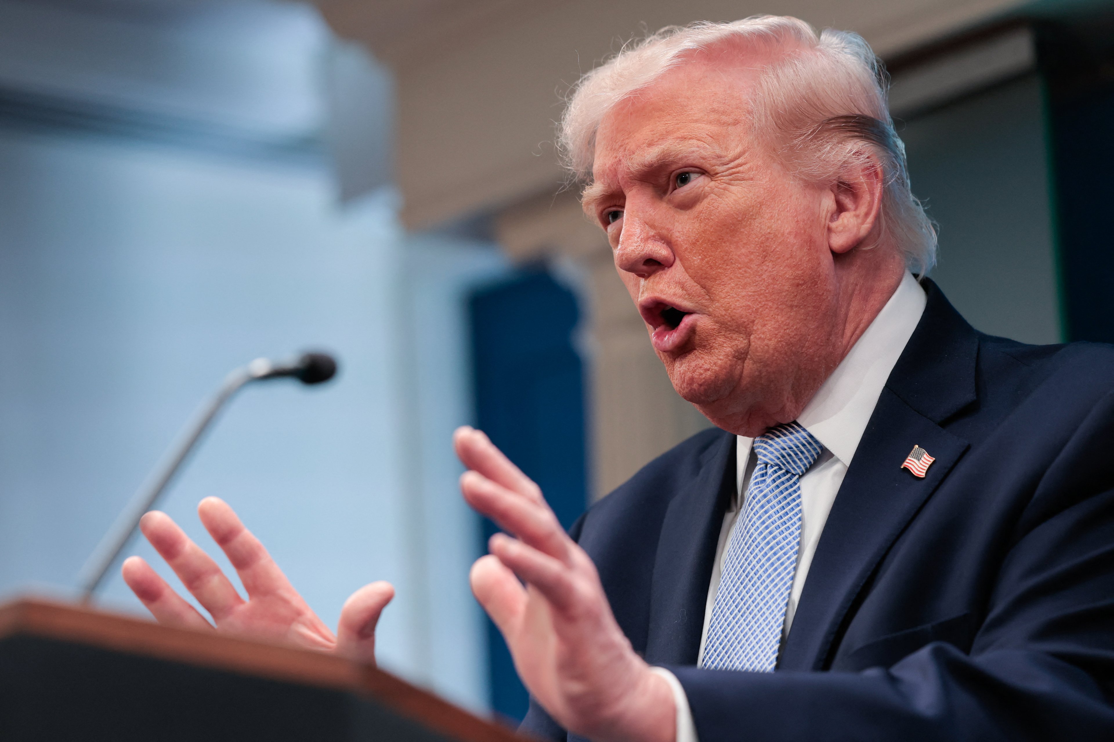 Às vésperas de completar 80 anos, Trump passa por exame médico em meio a dúvidas sobre seu estado
