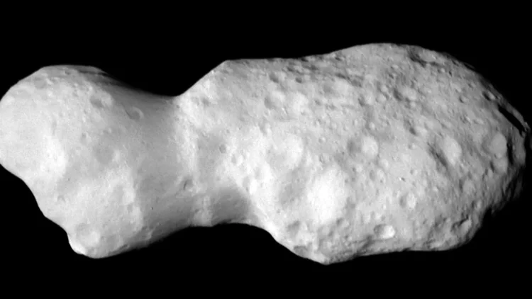 Asteroide 'amendoim'? Nasa encontra objeto com sinais de água antiga
