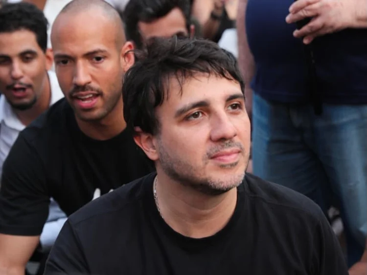 AtlasIntel: Renan Santos lidera entre jovens e eleitores que votaram nulo em 2022