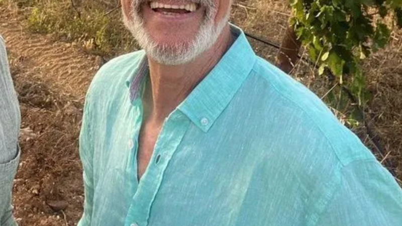 Ator que foi casado quatro vezes com mulheres hoje se casou com um homem