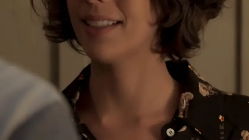 Atriz de ‘Além do Tempo’ morreu de câncer de cérebro