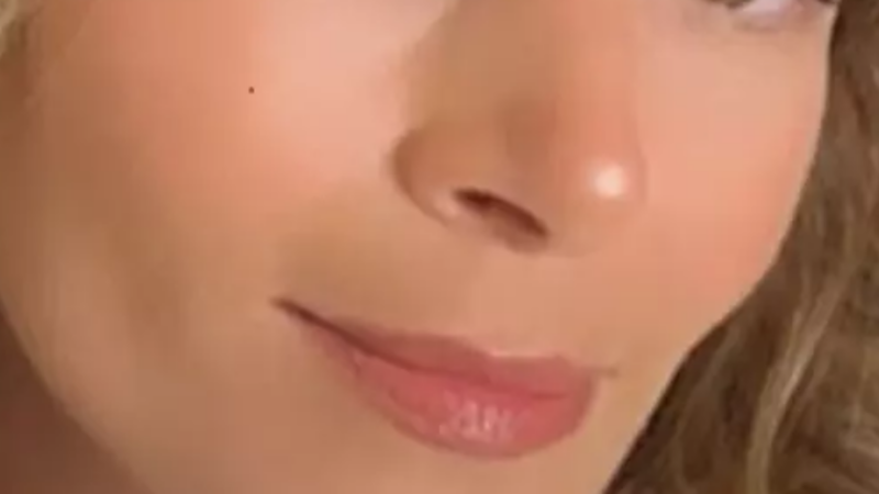 Atriz famosa de ‘Terra Nostra’ abandonou carreira e fez sucesso em nova profissão