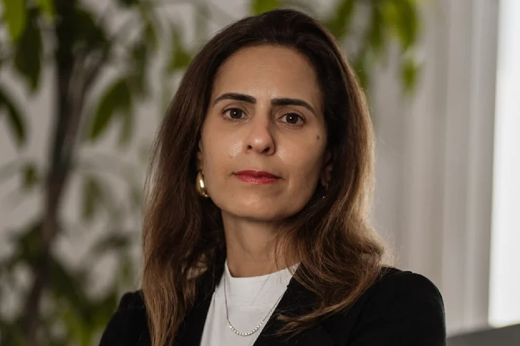 Aumento do 'poder' do passaporte do Brasil depende da economia, diz especialista
