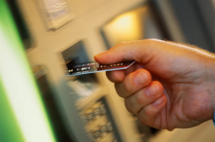Bancos abrem no Corpus Christi? Entenda se data é feriado