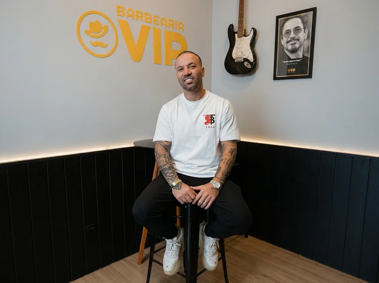 Barbearia de Florianópolis aposta em IA para prever resultado do corte e fatura R$ 29 milhões