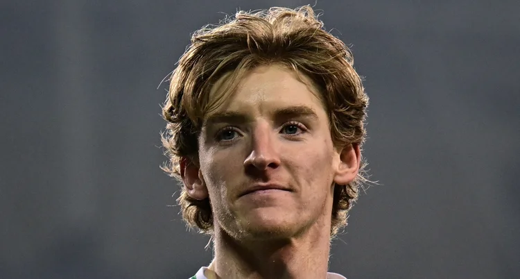 Barcelona perto de Gordon: números mostram vantagem do inglês sobre trio ofensivo do Barça