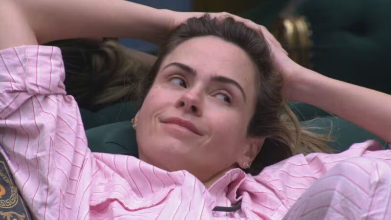 ‘BBB 26’: Ana Paula provoca climão ao debochar da ‘educação’ de sister; veja quem