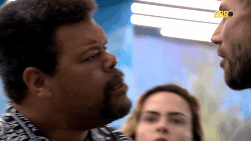 ‘BBB 26’: Babu defende Juliano e parte para cima de Jonas: ‘Playboy’