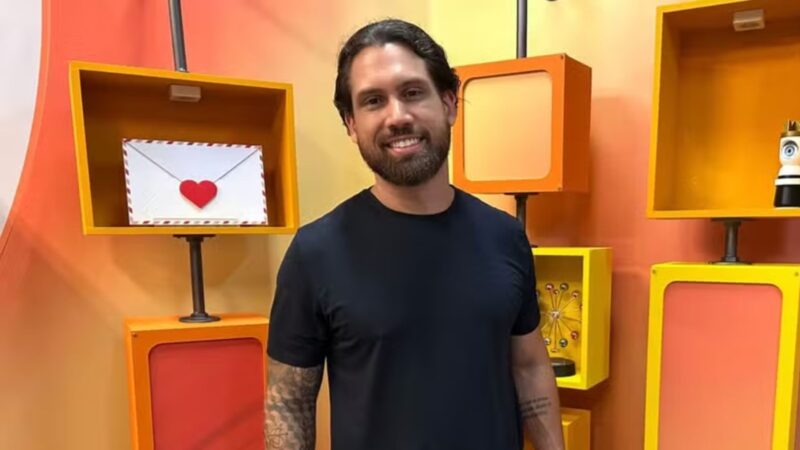 ‘BBB 26’: Brigido define se fará nova tatuagem em homenagem ao reality: ‘Minha história’