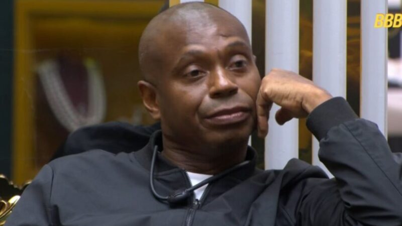 ‘BBB 26’: Equipe rompe silêncio após Edilson chamar Leandro de ‘analfabeto’