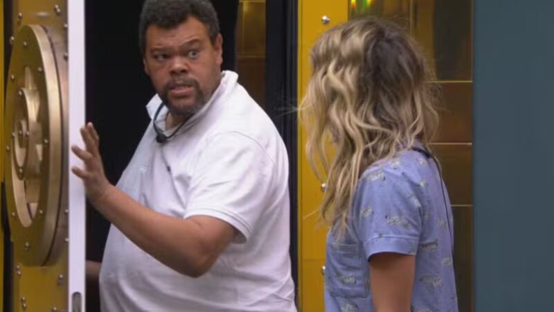 ‘BBB 26’: Fila do raio-x provoca climão entre brothers: ‘Tem uma ordem’