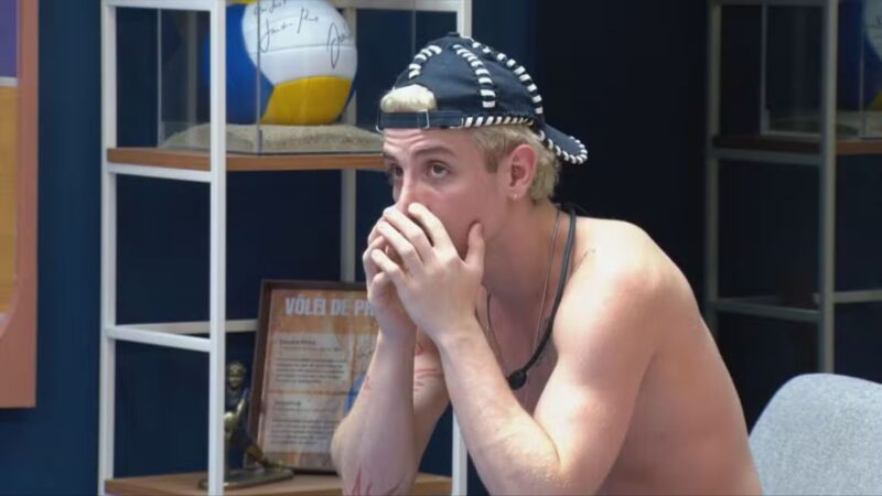 ‘BBB 26’: Juliano dispara contra atitude de Jonas em festa: ‘Psicopata’