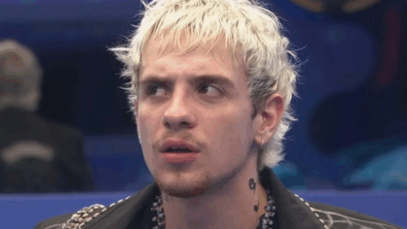‘BBB 26’: Juliano fica em alerta ao perceber aproximação de rivais: ‘Pessoa falsa’