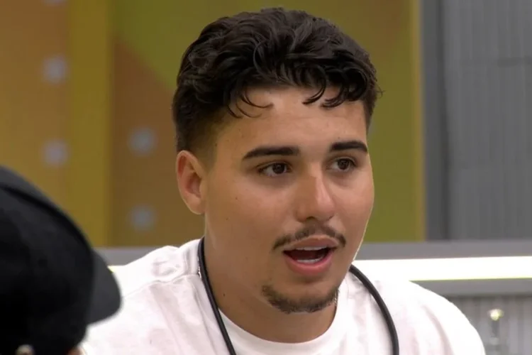 BBB 26: Pedro tem alta de clínica psiquiátrica e dará primeira entrevista a Leo Dias