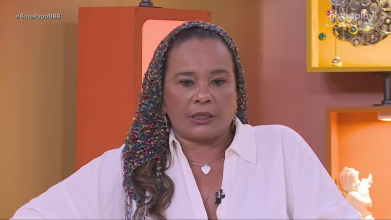 ‘BBB 26’: Solange vê vídeo com falas polêmicas e desabafa: ‘Fui infeliz’