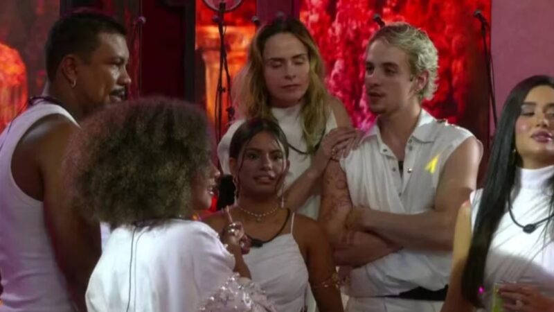 ‘BBB 26’: Xamã acaba entregando informação externa com atitude chocante