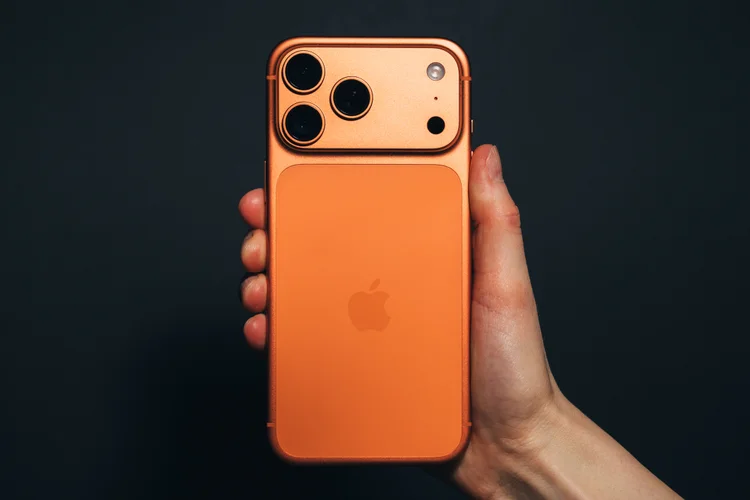 Bitcoin versus inflação: iPhone já custou 277 bitcoins, hoje é 0,014