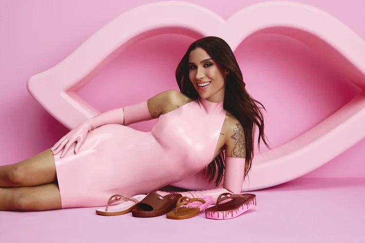 Boca Rosa lança coleção para além do mercado de beleza