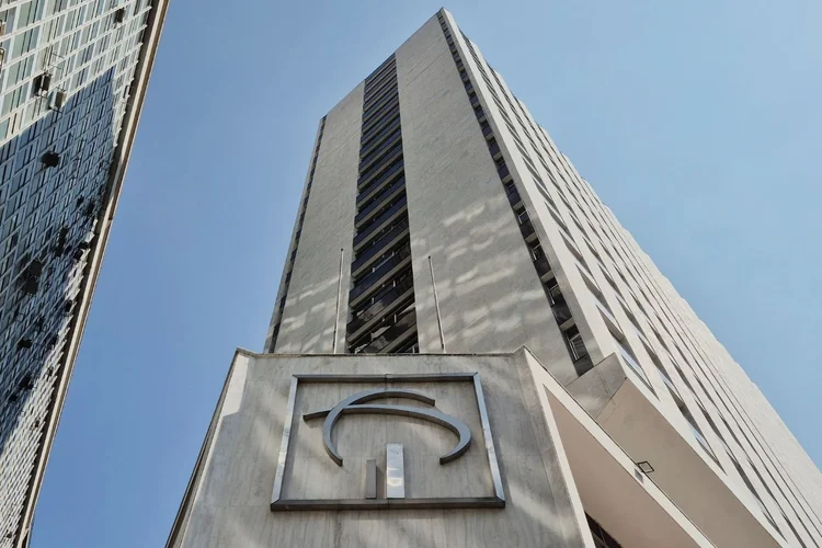 Bradesco tem lucro de R$ 6,5 bi no 4º trimestre de 2025, alta de 20,6%